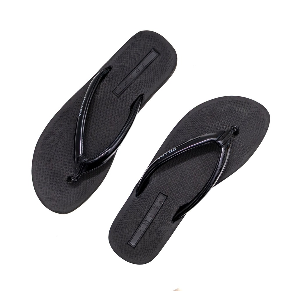 Prada Men's Black Patent‎ Leather Rubber Logo Flip Flops Sandals Size 40 / US 7